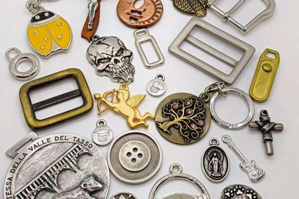 Titalampo-tiretti-placcehette-personalizzate-bottoni-spille-fine-corda-soldatini-articoli-modellismo-bottoni-divise-militari-e-rievocazioni-storiche-zama Titalampo-tiretti-placcehette-personalizzate-bottoni-spille-fine-corda-soldatini-articoli-modellismo-bottoni-divise-militari-e-rievocazioni-storiche-zama